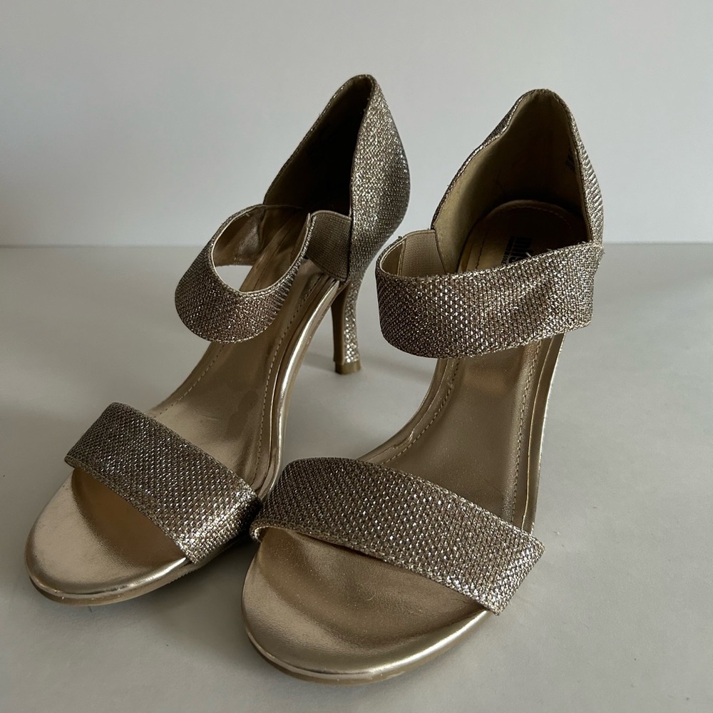 Kenneth Cole Unlisted Little Middle Gold Heeled Sandals Women’s Size 7 M